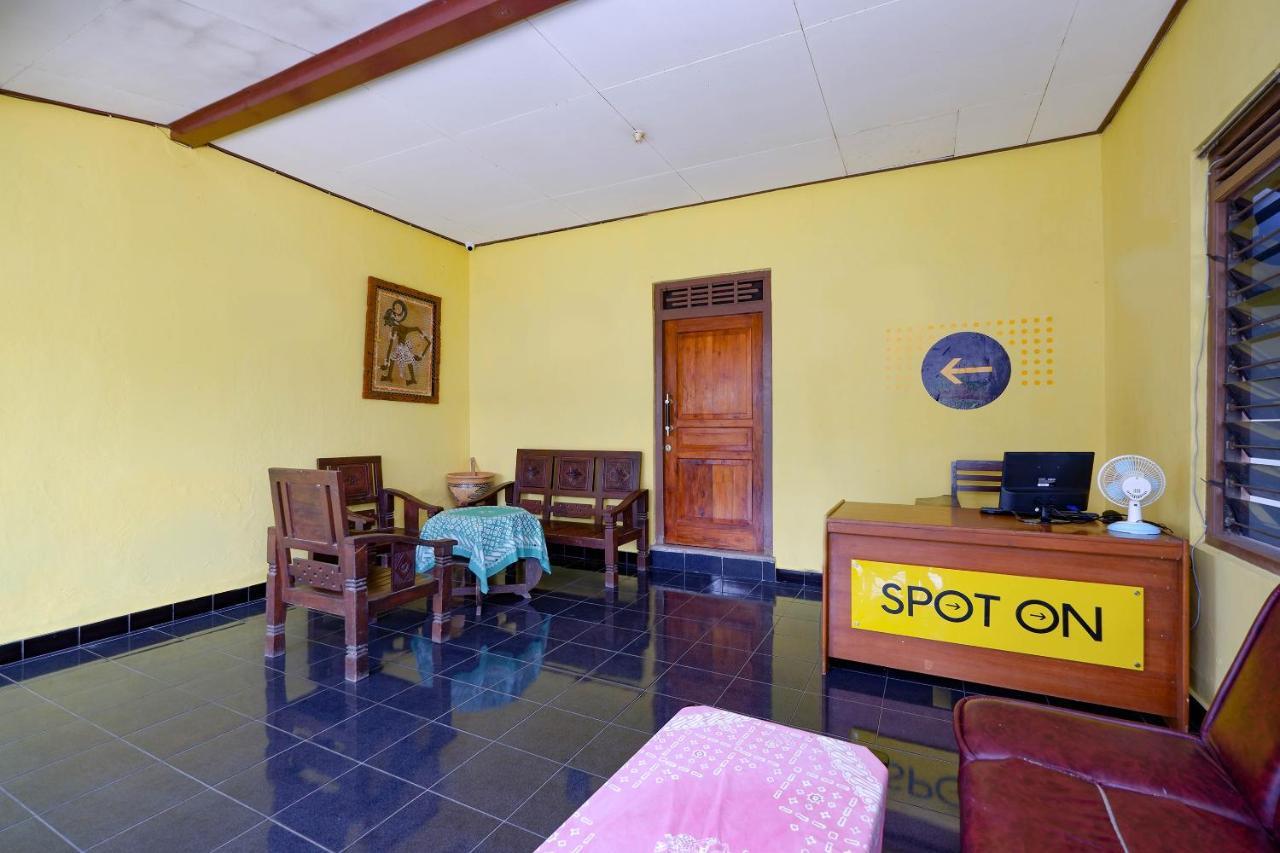 Hotel Spot On 2821 Griya Kawula Syariah Solo Zewnętrze zdjęcie