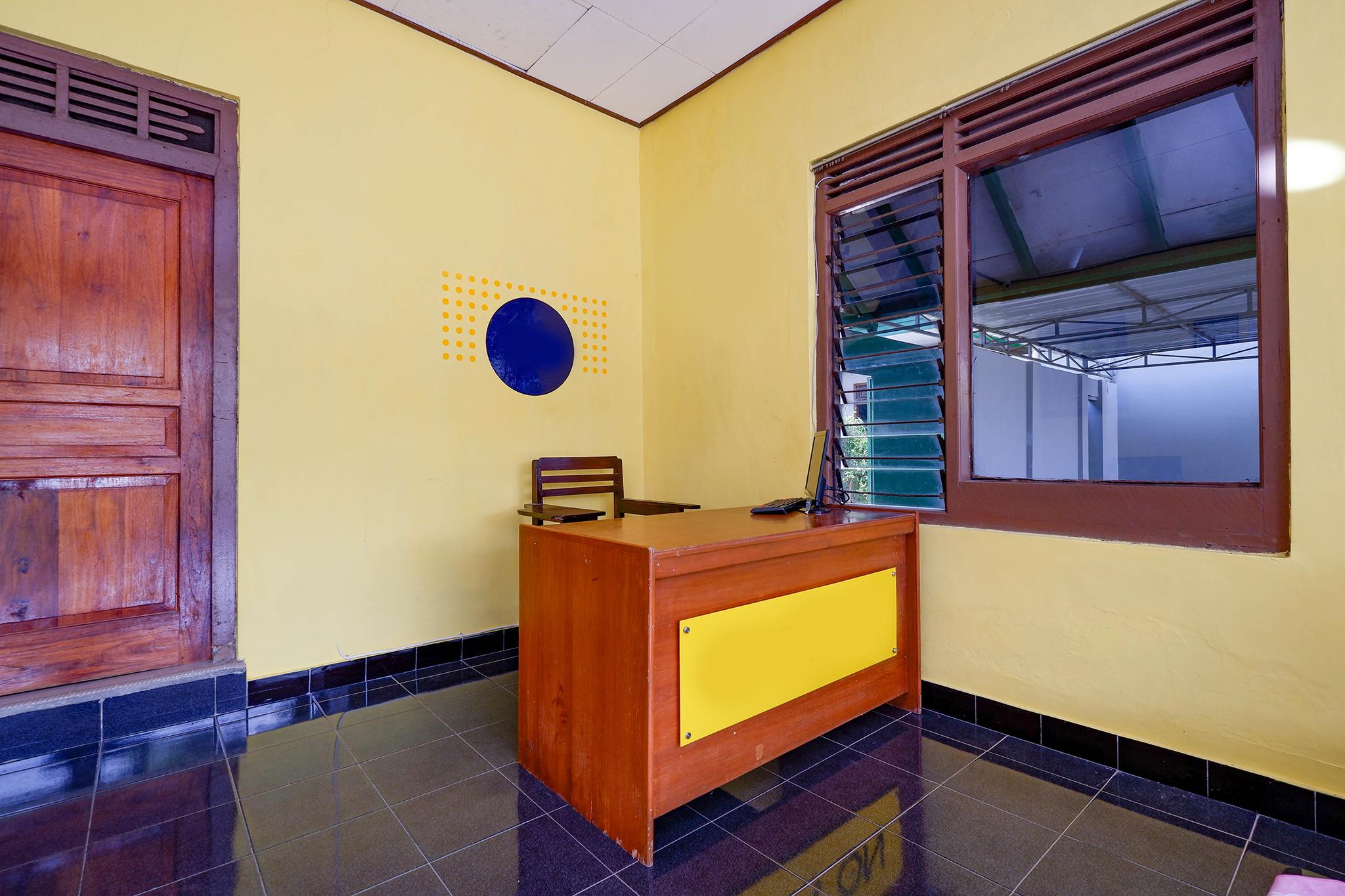 Hotel Spot On 2821 Griya Kawula Syariah Solo Zewnętrze zdjęcie
