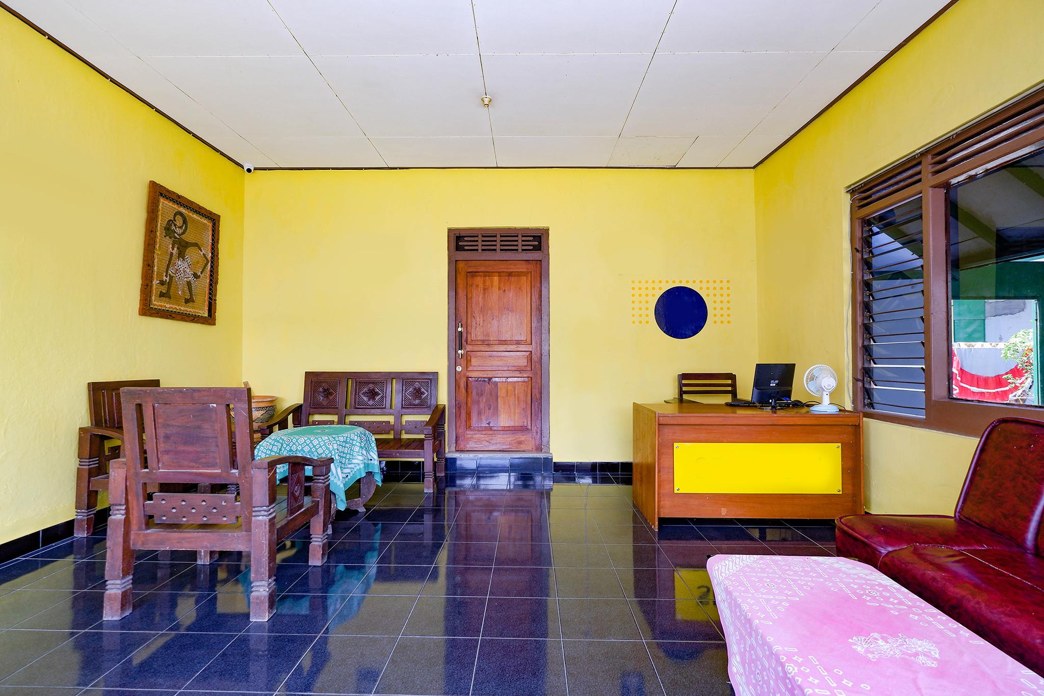 Hotel Spot On 2821 Griya Kawula Syariah Solo Zewnętrze zdjęcie